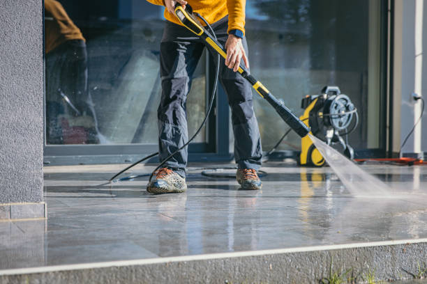 Best Sidewalk Pressure Washing  in Willow, AK