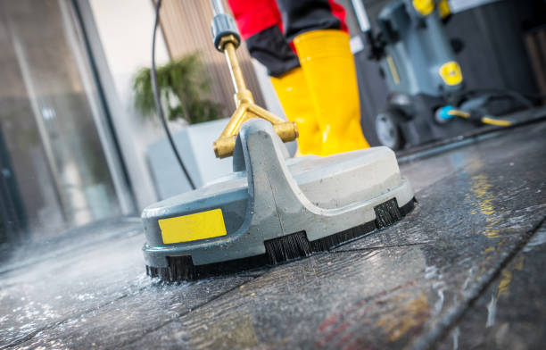 Best Roof Power Washing Services  in Willow, AK